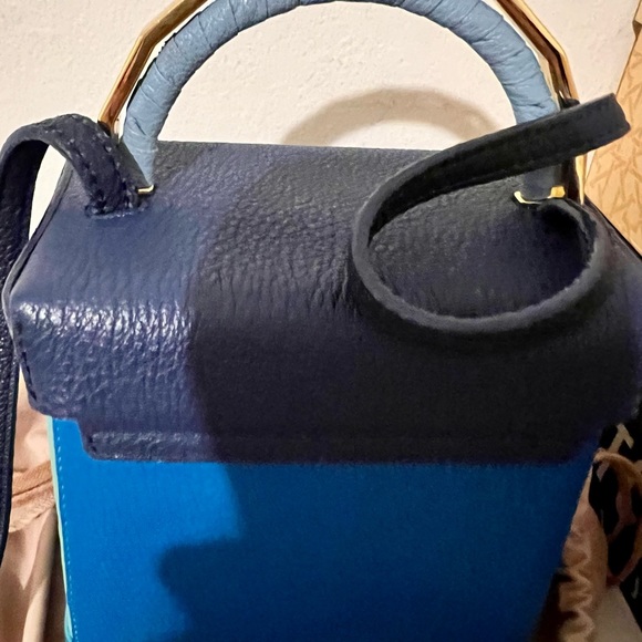 The Volon multi color cross body Box Bag - Picture 6 of 6